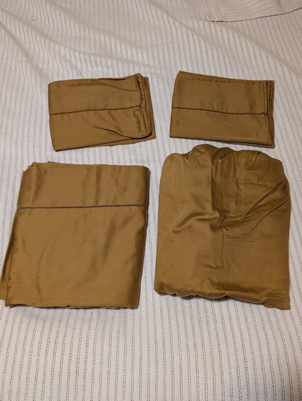 JC Penny Home Brown Sheet Set Queen